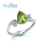 14K White Gold Peridot Ring w/ Diamonds (Size 7)